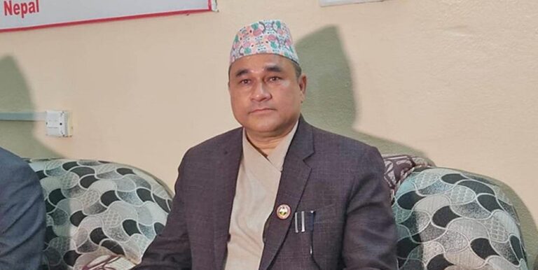 सुदूरपश्चिम मुख्यमन्त्री शाह किन परे अल्पमतमा ?