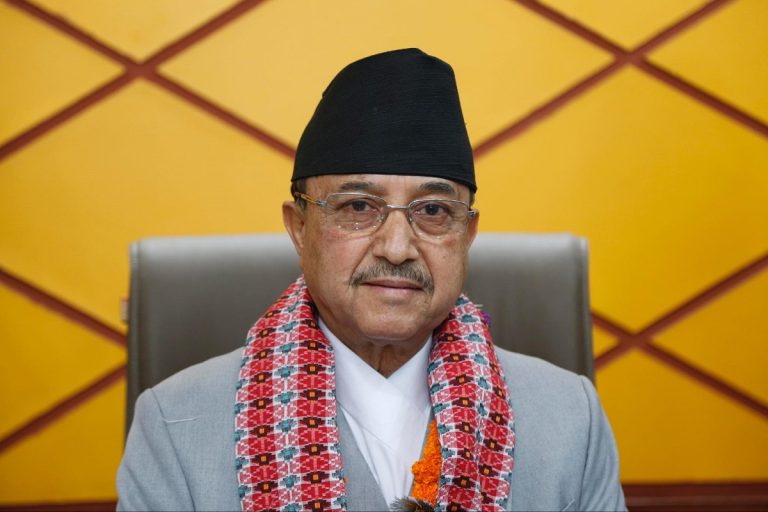 खड्काको जिल्लामा प्रभावशाली नेताहरुले गरे अध्यावधिक, म्याद थप्न माग