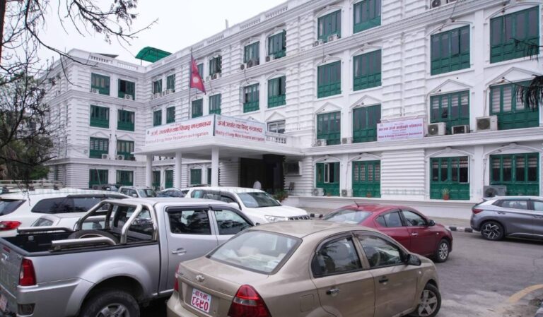 काम नगर्ने ३८ जलविद्युत् आयोजनाको लाइसेन्स खारेज गर्न सिफारिस