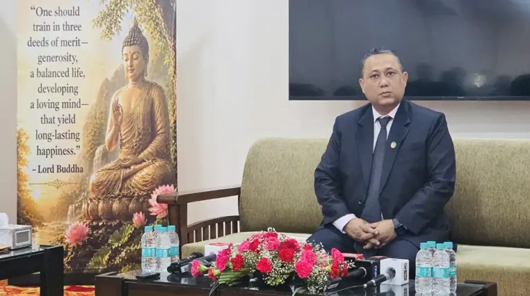 दिल्लीमा परराष्ट्रमन्त्रीको पत्रकार सम्मेलन : नेपाल-भारत सम्बन्धलाई विकास कूटनीतिको माध्यमबाट हेर्न चाहेका छौँ