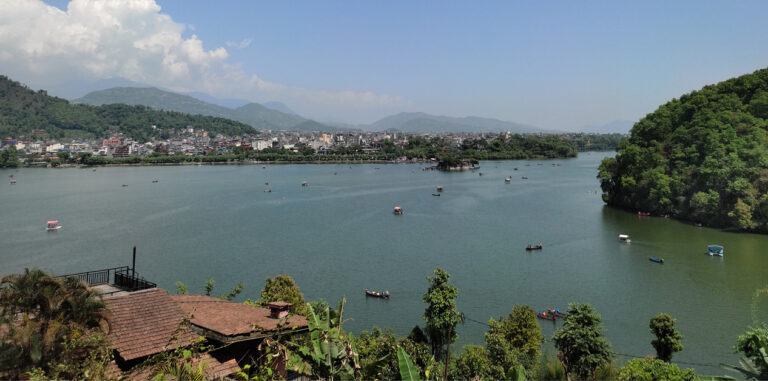 फेवातालका डुङ्गा चालक र यात्रुको पहिलो पटक बिमा