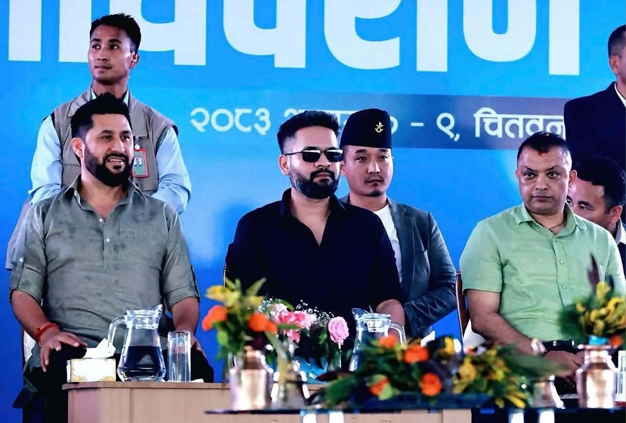 शीर्ष नेताहरू किन एकै स्वरमा रास्वपालाई जनमत जोगाउन भन्दै छन्?