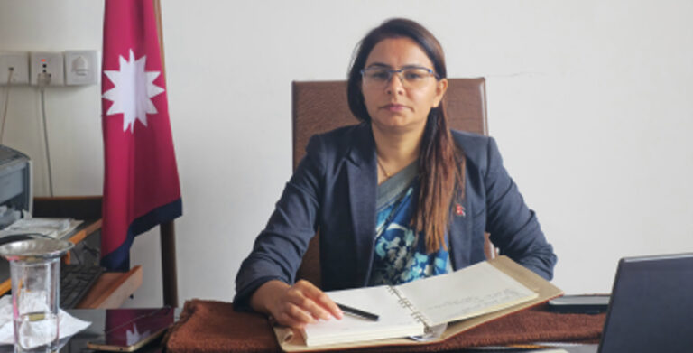 सिर्जना थपलिया बनिन् त्रिभुवन भुवन विमानस्थल अध्यागमन प्रमुख