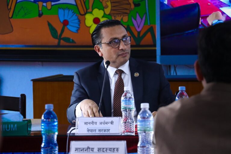अर्थमन्त्रीको चुनौती : बेइमानी गरेको प्रमाण दिनुस्, सार्वजनिक जीवन नै त्याग्छु