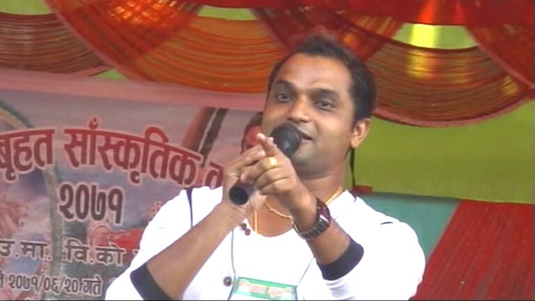 गायक पशुपति शर्मा फिल्म खेल्दै