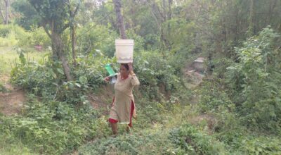 दाङको बागर काकाकुल : खानेपानीका लागि आधा  घण्टा हिँड्नुपर्ने बाध्यता