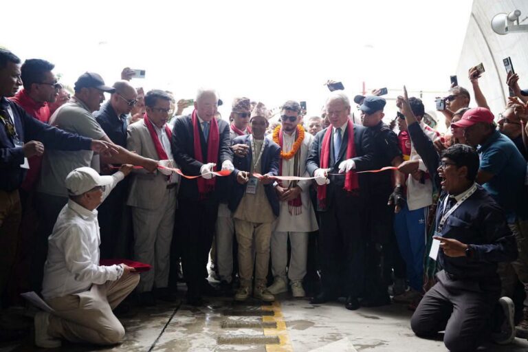 नेपाल कै पहिलो नागढुङ्गा-सिस्नेखोला सुरुङमार्ग उद्घाटन