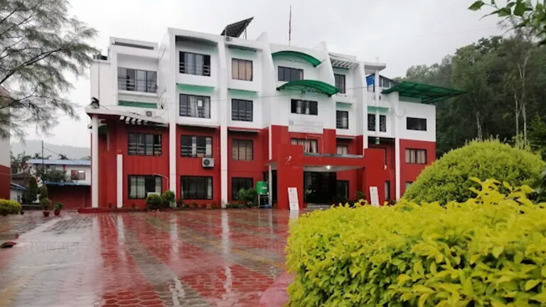 वाग्मतीमा एमालेका मन्त्रीहरूले दिए सामुहिक राजीनामा