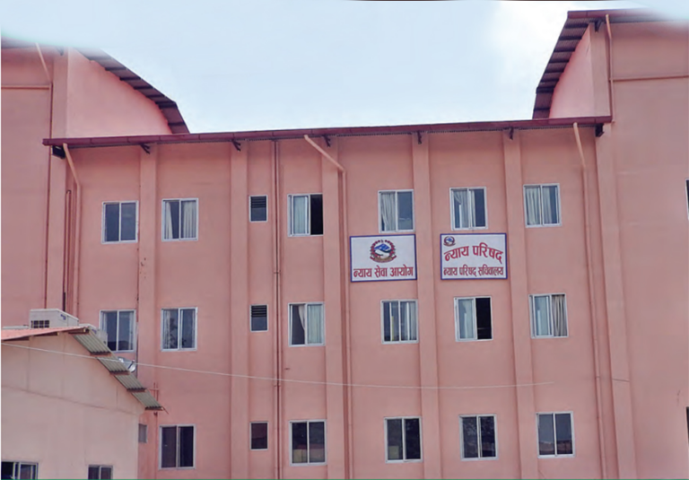 किन गरियो एकैपटक २०७ न्यायाधीशको सरुवा ?