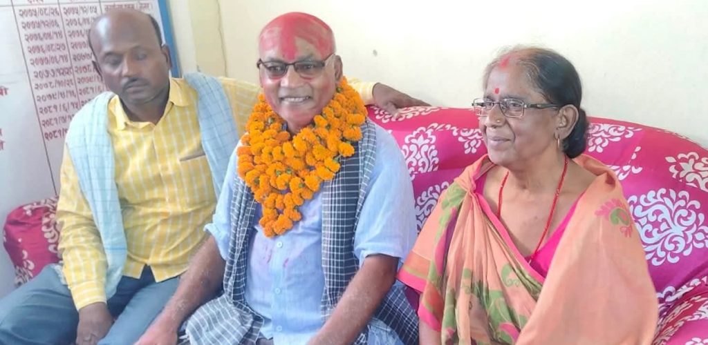 पूर्व सांसद लक्ष्मी महतो कोइरी थुनामुक्त