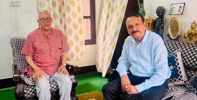 शेखर कोइराला र प्रकाशशरण महतबीच भेटवार्त